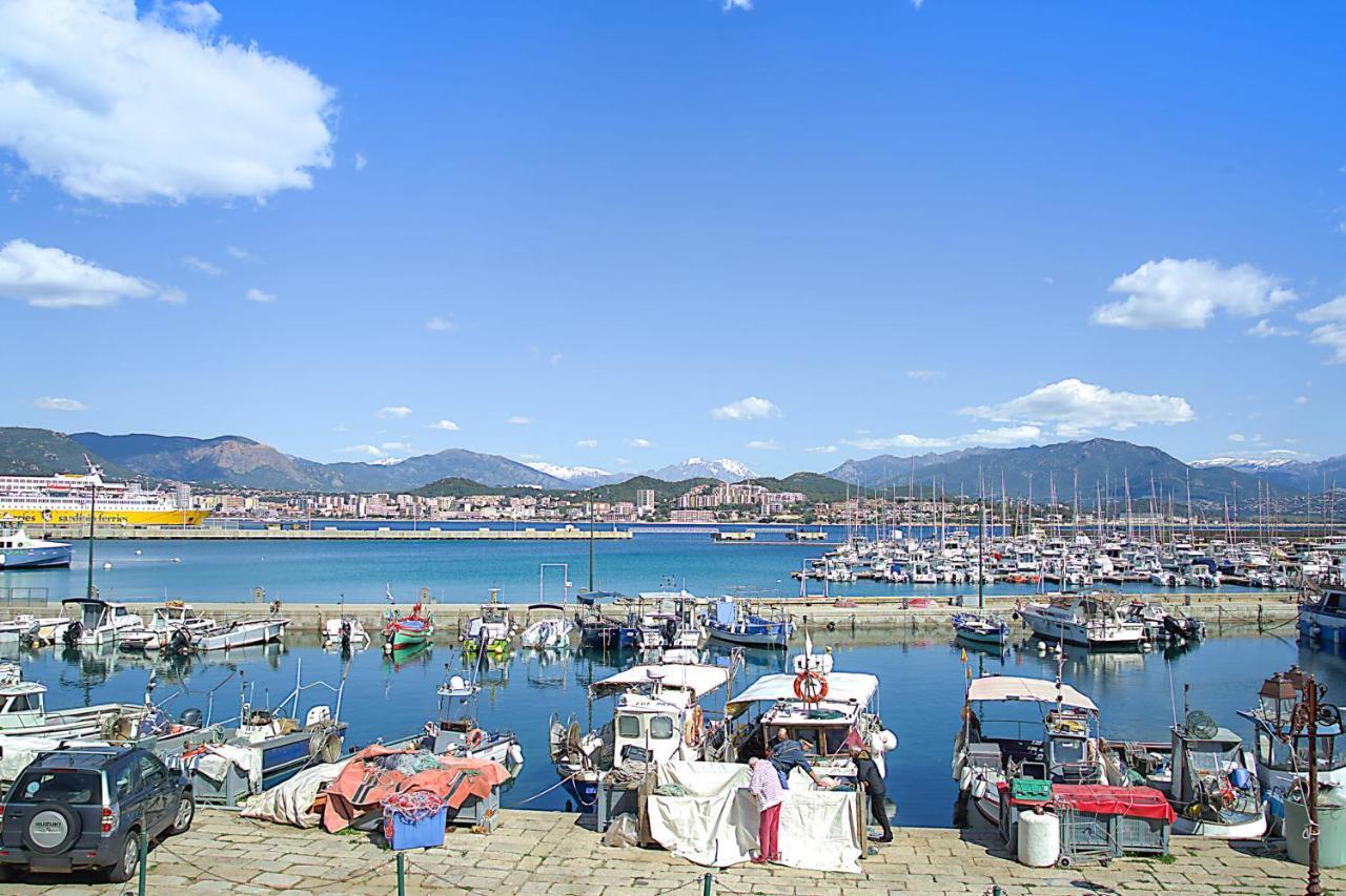 شقة Superb Flat In The Heart Of The Historic Centre Of Ajaccio - Welkeys المظهر الخارجي الصورة